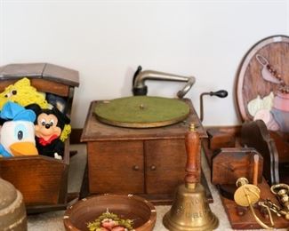 Vintage toys & technology