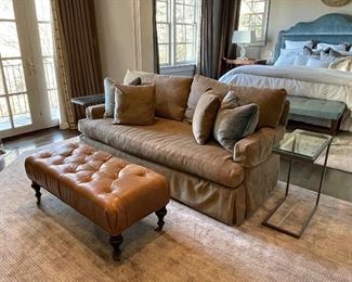 LEE INDUSTRIES UPHOLSTERED SOFA