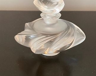 SIGNED LALIQUE PERFUME BOTTLE 