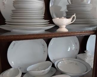 and the serving pieces to match!