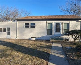 Open house Sat 29th Noon-2PM. 1513 N Hocker Ave. Independence, MO 64050