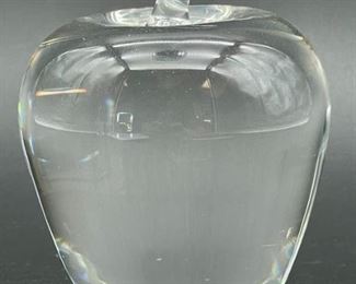 STEUBEN CRYSTAL GLASS APPLE SCULPTURE 4.5"
STEUBEN CRYSTAL GLASS APPLE PAPERWEIGHT SCULPTURE 1 of 2 SIMILAR
-4.5" X 3" APPROX
-VERY GOOD CONDITION
-DP22822