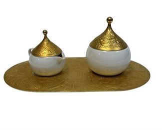 ROSENTHAL MAGIC FLUTE SARASTRO CREAM AND SUGAR SET
ROSENTHAL MAGIC FLUTE SARASTRO CREAM AND SUGAR BOWL SET WITH COVER AND PLATE
-SUGAR BOWL WITH COVER/LID -3.25" DIAMETER
-CREAMER BOWL WITH COVER/LID -2.5" DIAMETER
-SUGAR AND CREAMER PLATE -12 X 6.75"
VERY GOOD CONDITION WEAR CONSISTENT WITH AGE AND USE