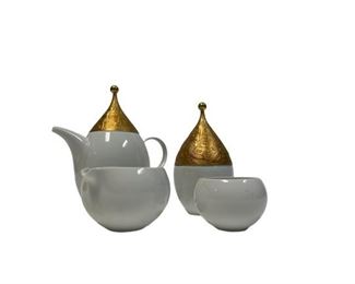 ROSENTHAL MAGIC FLUTE SARASTRO TEA SET
ROSENTHAL MAGIC FLUTE SARASTRO TEA SET OF 4
-TEA POT AND COVER -4.5 X 3" WITHOUT THE COVER
-SUGAR BOWL -3.25 X 3 " WITHOUT COVER
-CREAMER -3.25" DIAMETER
-SUGAR BOWL WITHOUT LID/COVER 2.5" DIAMETER