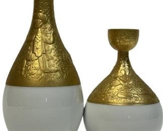 ROSENTHAL MAGIC FLUTE SARASTRO WINE & WATER SET
ROSENTHAL MAGIC FLUTE SARASTRO WINE AND WATER SET
-WINE SERVER 6 X 3.5 "
-WATER SERVER 9X 6.25"
VERY GOOD CONDITION WEAR CONSISTENT WITH AGE AND USE