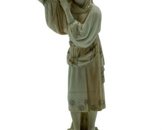 ANTIQUE ROYAL WORCESTER WATER CARRIER FIGURINE 8"

ANTIQUE JAMES HADLEY ROYAL WORCESTER FEMALE WATER CARRIER FIGURINE
-EDITION # 1206
-8" X 3" DIAMETER APPROX
-C 1880'S
-DP22322