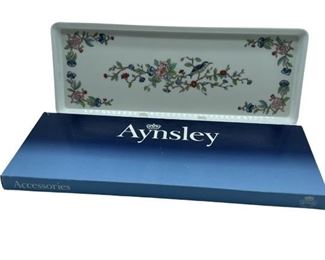 VINTAGE AYNSLEY RECTANGLE DISH / TRAY IN BOX
VINTAGE AYNSLEY RECTANGLE DISH / TRAY
-ACRYLIC MATERIAL
-6" X 15" APPROX
-VERY GOOD CONDITION IN ORIGINAL BOX
-DP22422