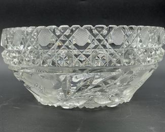 VTG CLEAR CUT CRYSTAL GLASS ROUND BOWL 7"
VINTAGE CLEAR CUT CRYSTAL GLASS ROUND BOWL | COLLECTIBLE BAVARIAN STYLE GLASS
-3" X 7" DIAMETER APPROX
-SIGNED ILLEGIBLE
-VERY GOOD CONDITION, NO CHIPS
-DP22421