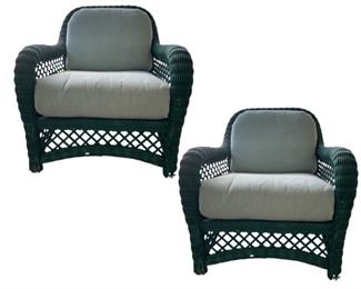 PAIR OF COASTAL WICKER LOUNGE CHAIRS 30"
PAIR OF COASTAL ISLAND CHIC WICKER LOUNGE CHAIRS
-32" X 30" X 30" APPROX
-GOOD VINTAGE CONDITION, REPAINTED, WEAR TO FOOT, BALANCE
-DP22822
