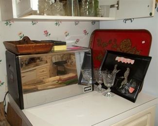 brisker & poodle tray