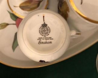 hallmark of leaf dish set