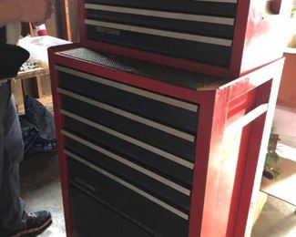CRAFTMAN TOOLS CHEST