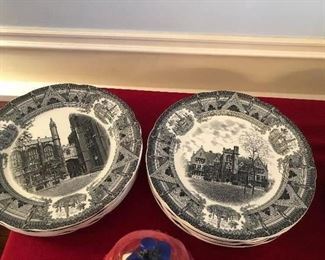 Set of 12 University of Chicago Copeland Spode plates