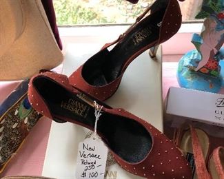 Ladies designer shoes size 8 to 8 1/2