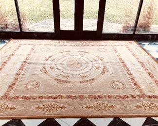 Beautiful Aubusson rug in A1 condition!