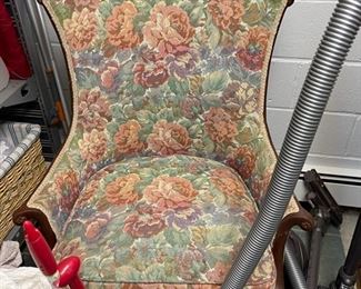 Chair Victorian Arm w Flowers