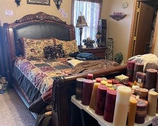 this is a new double lift queen size bed