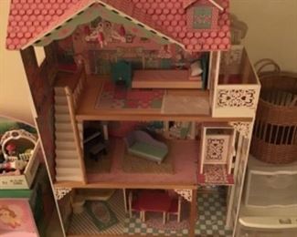 Super cute handmade dollhouse. One of a kind. 4 foot tall, 32 inches wide, 16 inches deep.