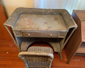 Wicker Desk Chair Middle Drawer