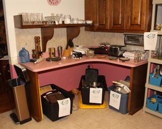 bins have trays, pots & pans and cookie, muffin and cake pans