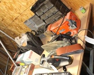 Power Tools & Bit Set