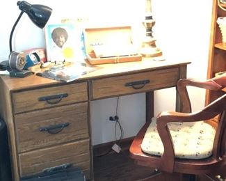Vintage. Ranch Oak, Student Desk
