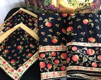 Beautiful , Vintage Linens
