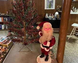 Multi color (red, green, gold) aluminum Christmas tree