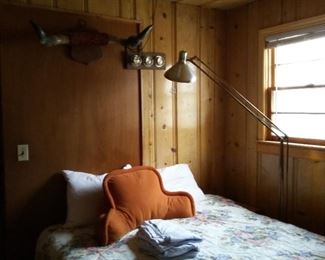 metal angle arch floor lamp
