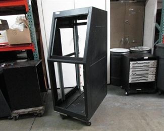 STANTRON APW ROLLING EQUIPMENT RACK