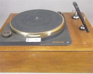 NEAT P-58 H TURNTABLE WITH SHURE TONEARM