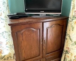 Two door cabinet & flat screen TV