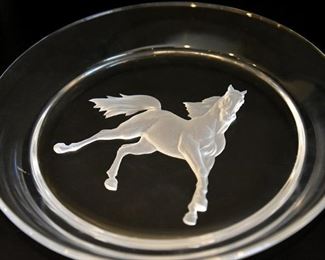 etched horse small plate