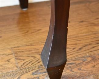 console table (detail)