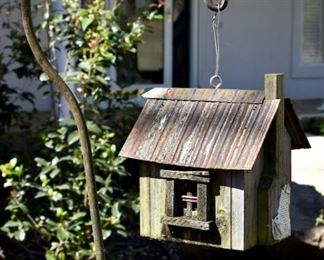 birdhouse 