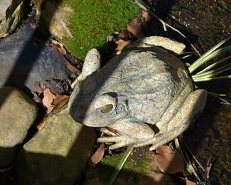 garden frog (large)