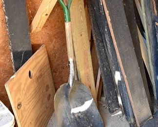 shovel, scrap wood