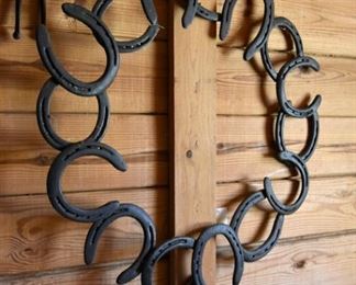 horseshoe wreath!