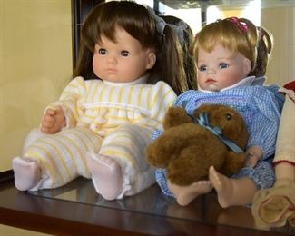 dolls, dolls, dolls! This is an impressive high-quality, multi-generation collection!
