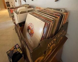 1960s to 1980s and all are in very good shape ! Albums 