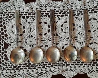 Oneida Prestige 'Gay Adventure' Silverware
***SOLD***