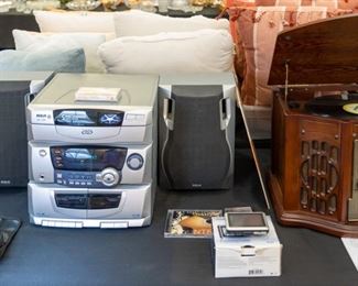 RCA CD-Cassette- AM-FM