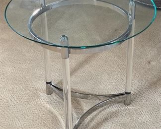 Glass & Chrome End Table Single Contemporary	24in H x 26in Diameter	
