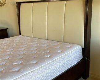 King Contemporary Dark Wood Bed with Select Comfort Personal Preference Mattress	Frame: 63 x 80 x 90 Mattress: 78x77In	HxWxD
