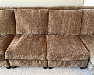 Lee Fabric Sectional Sofa Couch Traditional Oscar Brown	38 x 1 50 x 44in	HxWxD
