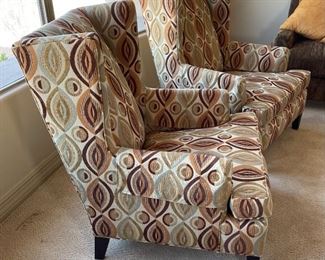 2pc Huntington House Modern Wingback Chairs PAIR	42 x 32 x 36in	HxWxD
