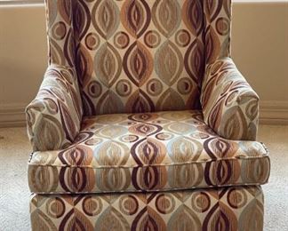 2pc Huntington House Modern Wingback Chairs PAIR	42 x 32 x 36in	HxWxD
