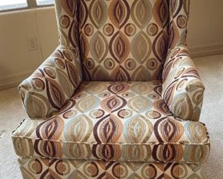 2pc Huntington House Modern Wingback Chairs PAIR	42 x 32 x 36in	HxWxD
