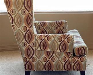 2pc Huntington House Modern Wingback Chairs PAIR	42 x 32 x 36in	HxWxD
