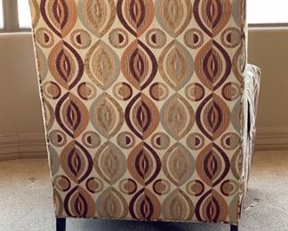 2pc Huntington House Modern Wingback Chairs PAIR	42 x 32 x 36in	HxWxD
